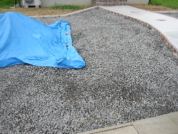 �ӐΕ~���l�ߓ]��������̗l�q���̂Q