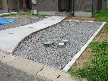 �ӐΕ~���l�ߓ]��������̗l�q